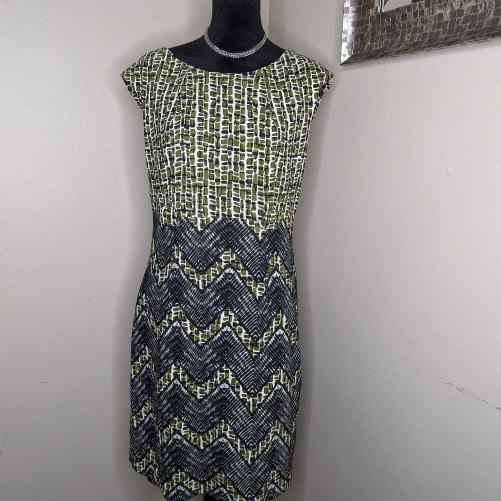 ILE New york green dress size 10
